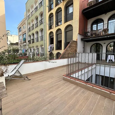Daire Piso Con Dos Con Camas Dobles Y Terrazas En El Poblenou