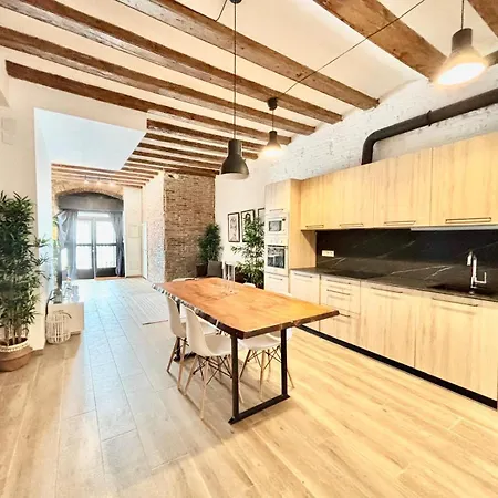 Piso Con Dos Con Camas Dobles Y Terrazas En El Poblenou Daire Barselona