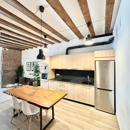 Piso Con Dos Con Camas Dobles Y Terrazas En El Poblenou